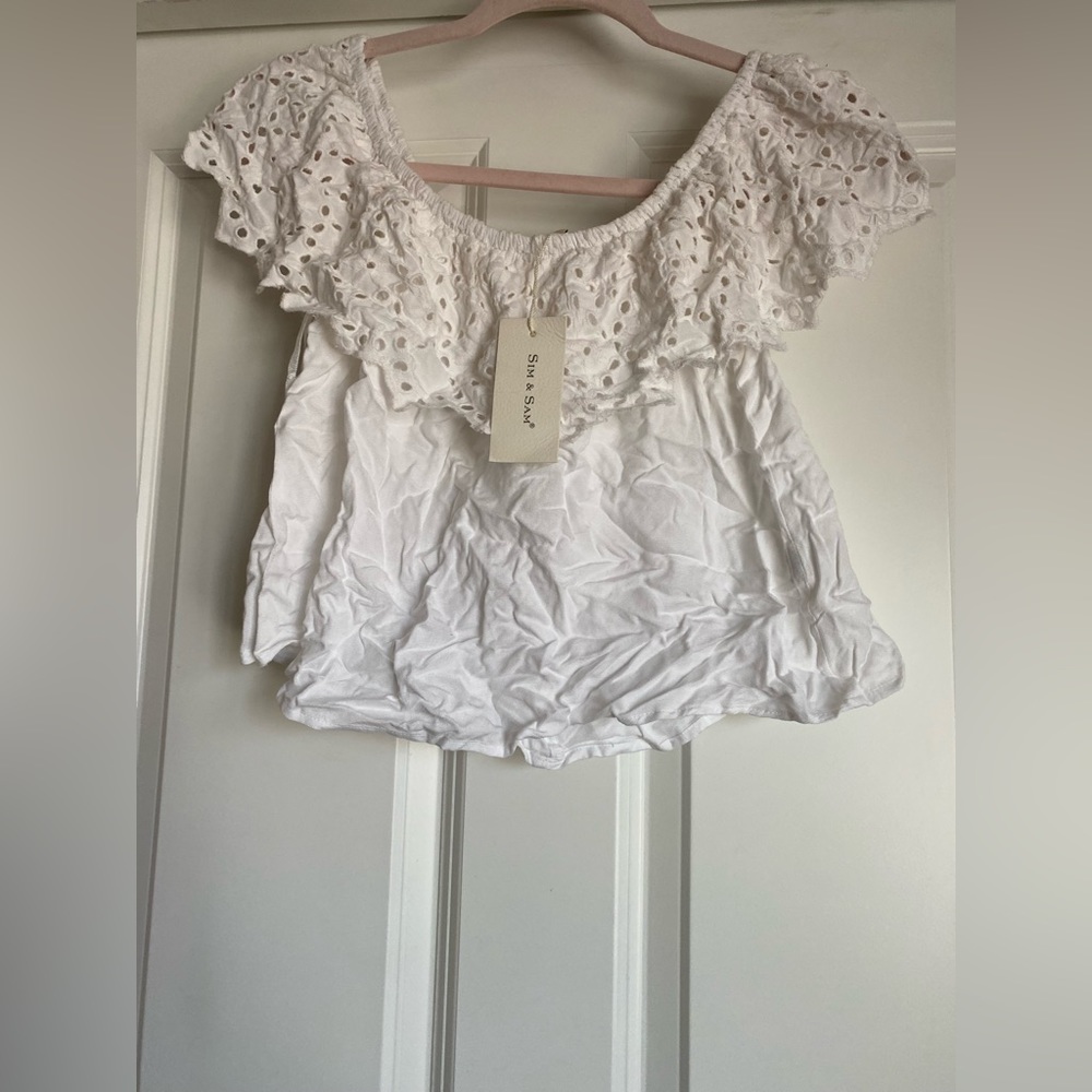 New Sim & Sam Size Small Solid White Eyelit On Off The Shoulder Top Shirt